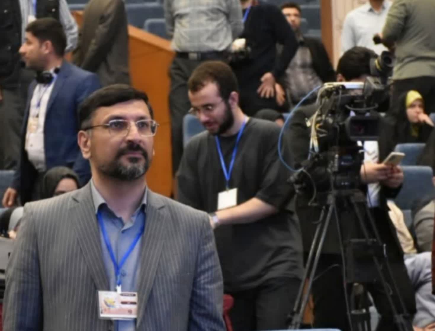 گلستان ما - از تقابل تا هم‌افزایی پل گمشدهٔ روابط‌عمومی و خبرنگاران