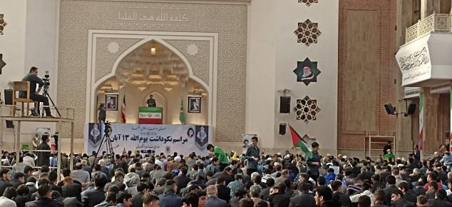 گلستان ما - ملت ایران فریب لبخندهای دروغین استکبار را نمی‌خورد